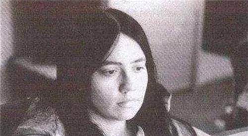 丈夫被解剖,她留下遗愿:别解剖,展览我,死后还是被观赏了98年