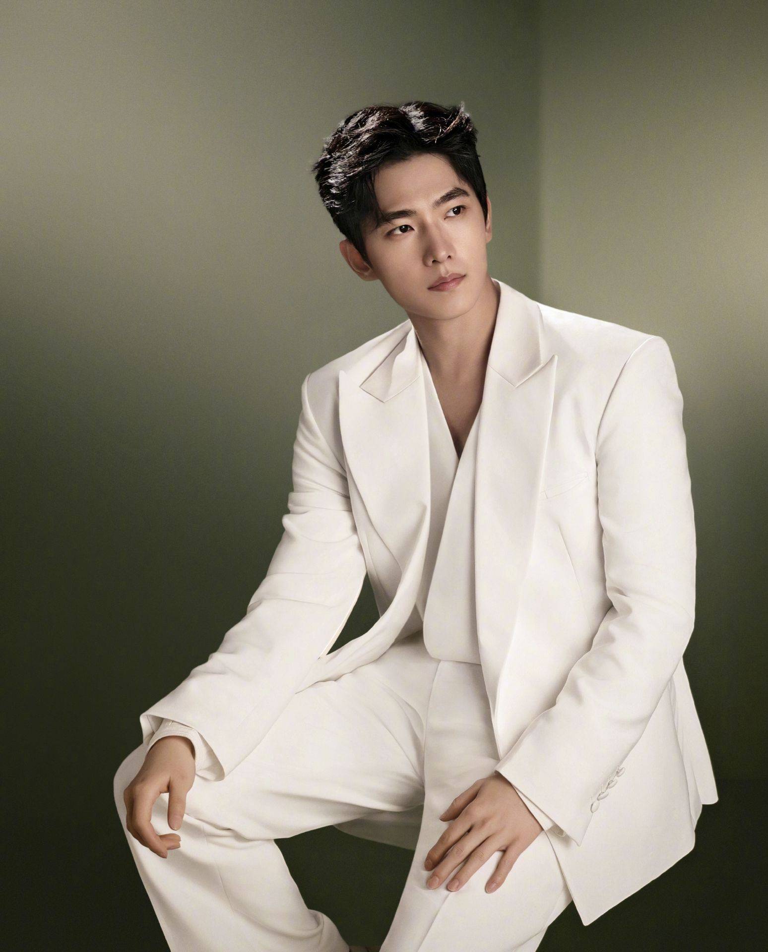 杨洋待播影视剧盘点:三部作品都好期待!