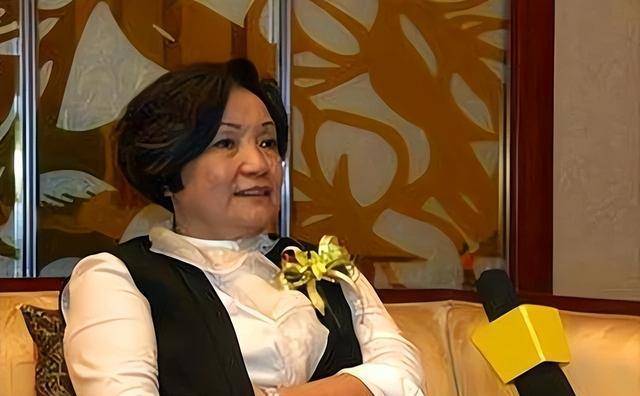 "澳门女赌王"司徒玉莲:贫民窟走出的百亿女富豪,晚年凄凉_吴伟_赌场