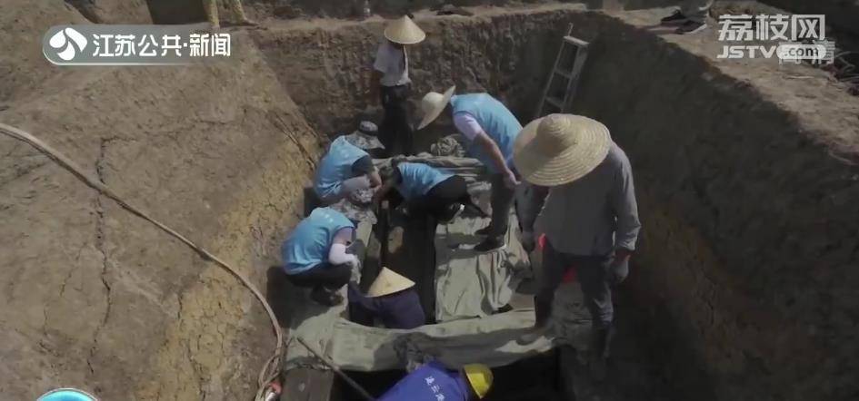 连云港:考古新发现一处汉代大型封土墓葬群