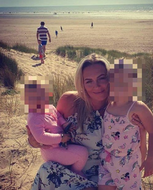 英国母亲恐被盗贼强奸,为了不让孩子吓到,告诉孩子在他们挑礼物_黛西