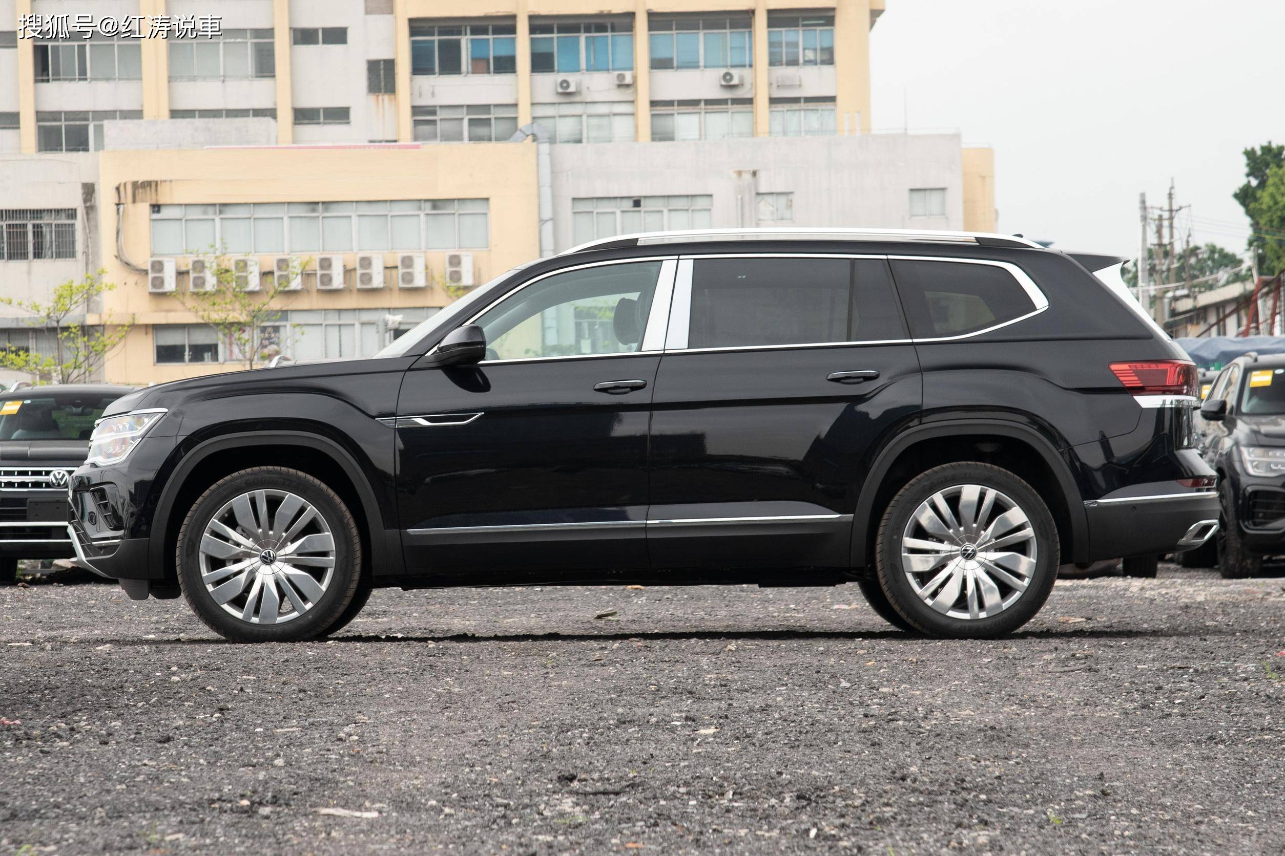 大众途昂出众款:售24.90万元起,大块头很霸气,7座布局