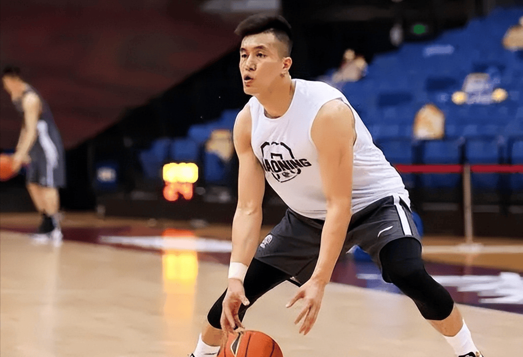 广东3换1报价张宁,外界看好新疆!郭艾伦请战,巩晓彬回山东执教