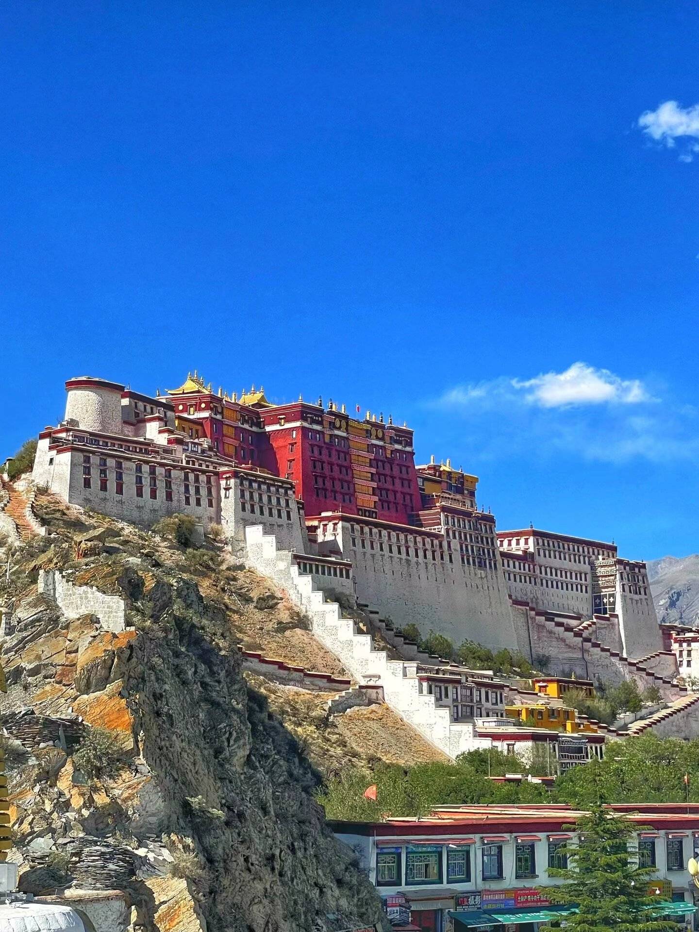 西藏旅游应该去哪些景点玩,西藏自驾游省钱秘诀,让你的旅行更自由