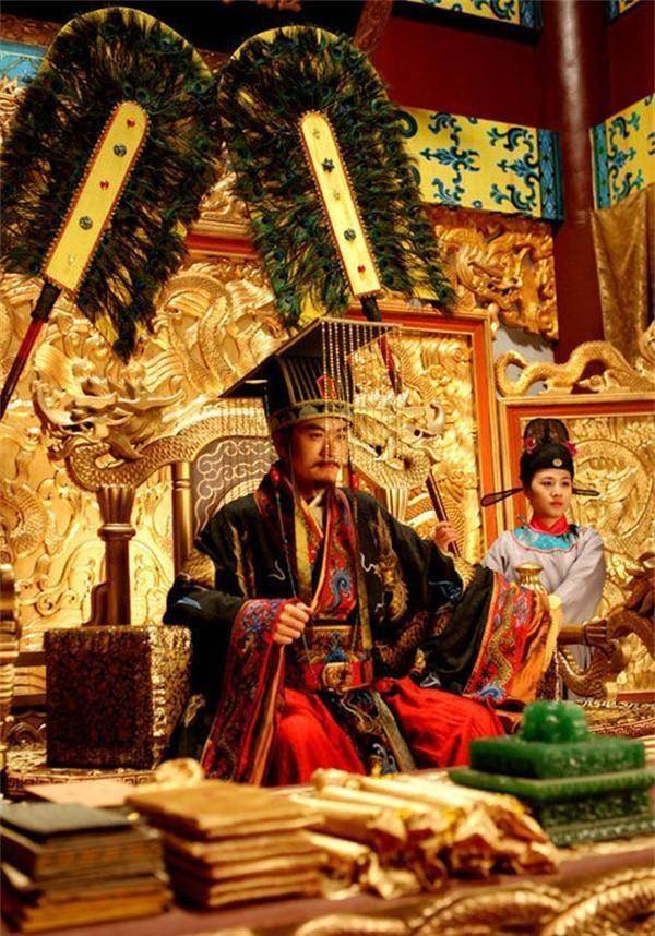 宋徽宗属狗,下令百姓不准吃狗肉,大臣上书劝谏:别忘了