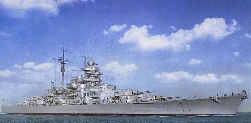 1906年,英国的无畏战列舰横空出世,引发了德国的不甘与追赶.