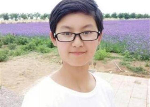 宁夏文科女状元,出身贫苦18岁没用过手机,却考688分上北大