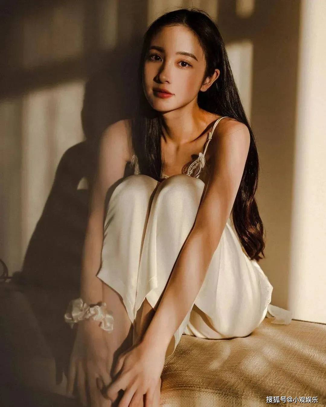 越南网红 | 武芳英,风情万种的越南版奶茶妹妹