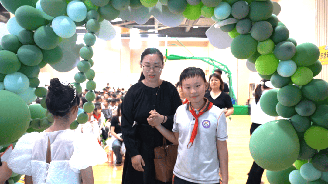 南京市江宁区空港小学十岁成长仪式暨家长学校活动