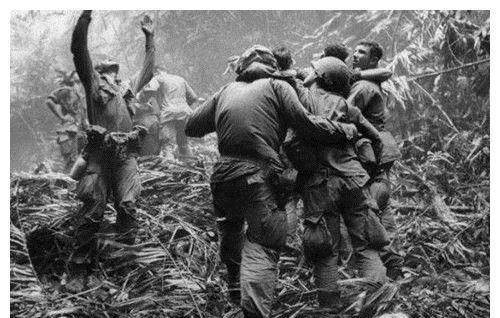 对越自卫反击战,面对越军杀伤力极强的竹签战,我军如何破解?