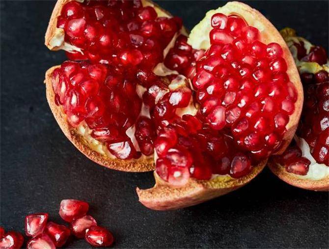 石榴籽可以吃下去吗?这样吃才能最大化石榴的营养价值