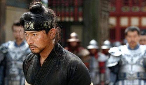 15岁少年被斩首前,仰天长啸挣断绳索,夺刀连杀十余人,震惊朱棣