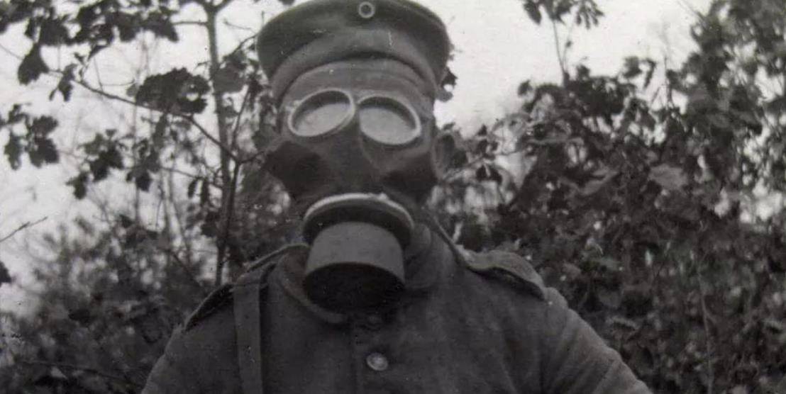 二战德国士兵为何随身背一个大铁罐子?一刻都不准丢掉