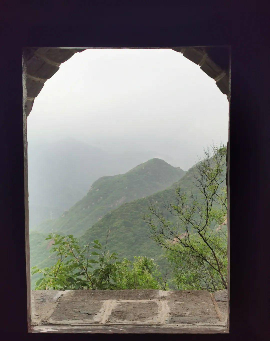 长城唐会昌初年(841年),幽州军乱,雄武军使张仲武起兵击之,遣军吏吴