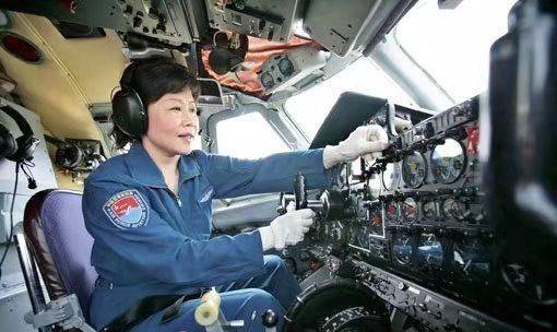 她是空军第一位女师长,当代花木兰,53岁授少将,现任职东部战区_程晓健