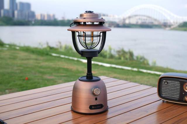 复刻经典,创新拉伸设计,傲雷 兰灯·夕影伸缩版点亮你的户外时光