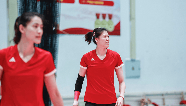 日本跌至第5,中国女排甩开积分差距,奥运有戏_比赛_朱婷_世界