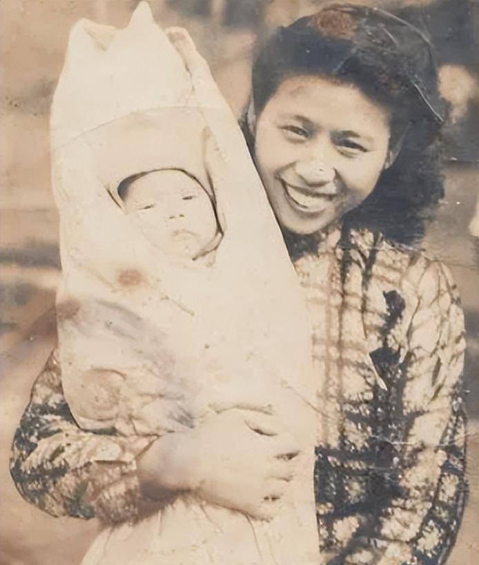 七旬老兵病死台湾,遗孀回大陆寻子,40岁儿子冷漠回答:我不缺娘_张彩霞