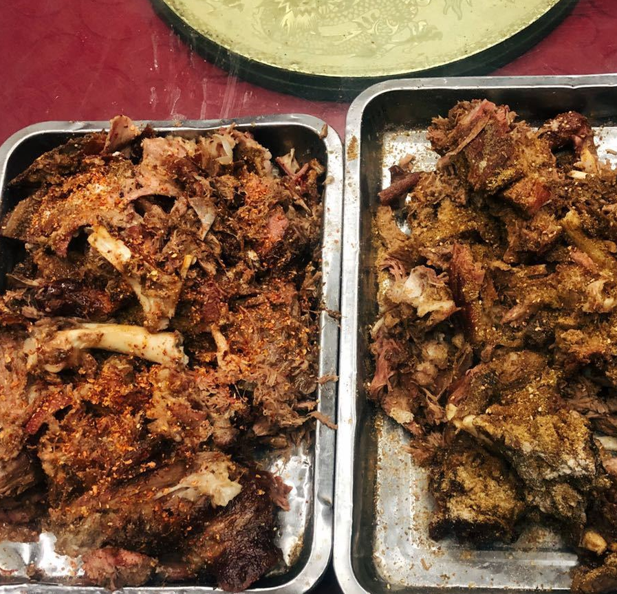 这才是荤中少林,一席全羊,大口吃肉够过瘾,人均不到百元值了
