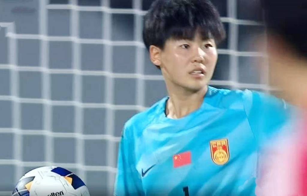 错失世界杯参赛资格,u17女足门将——侯舒楣