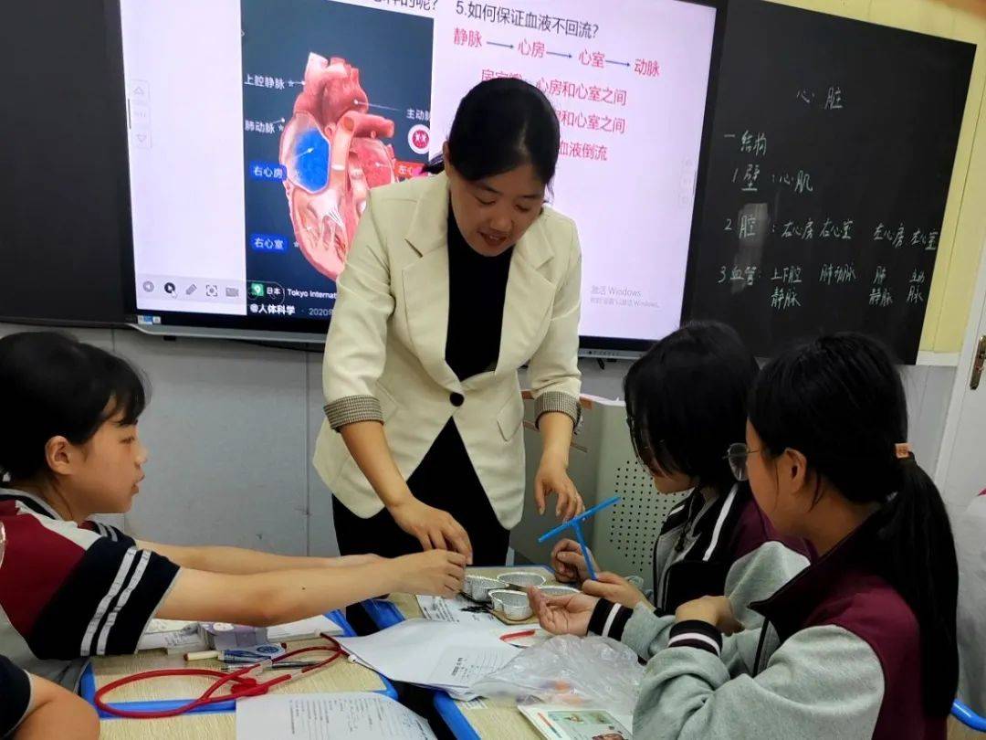 文通中学承办淮安区2024年生物学科优课评比活动