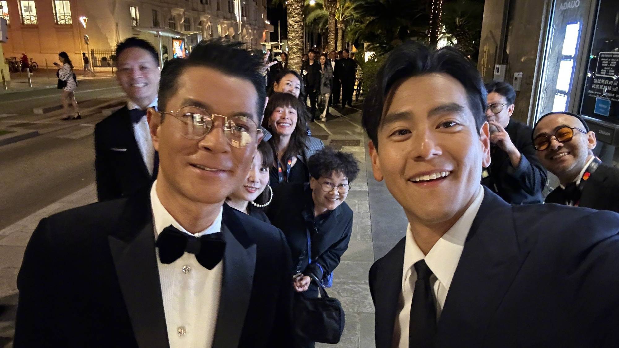 彭于晏晒戛纳众明星大合影,佟丽娅很豪放,古天乐脸僵,林峰老了