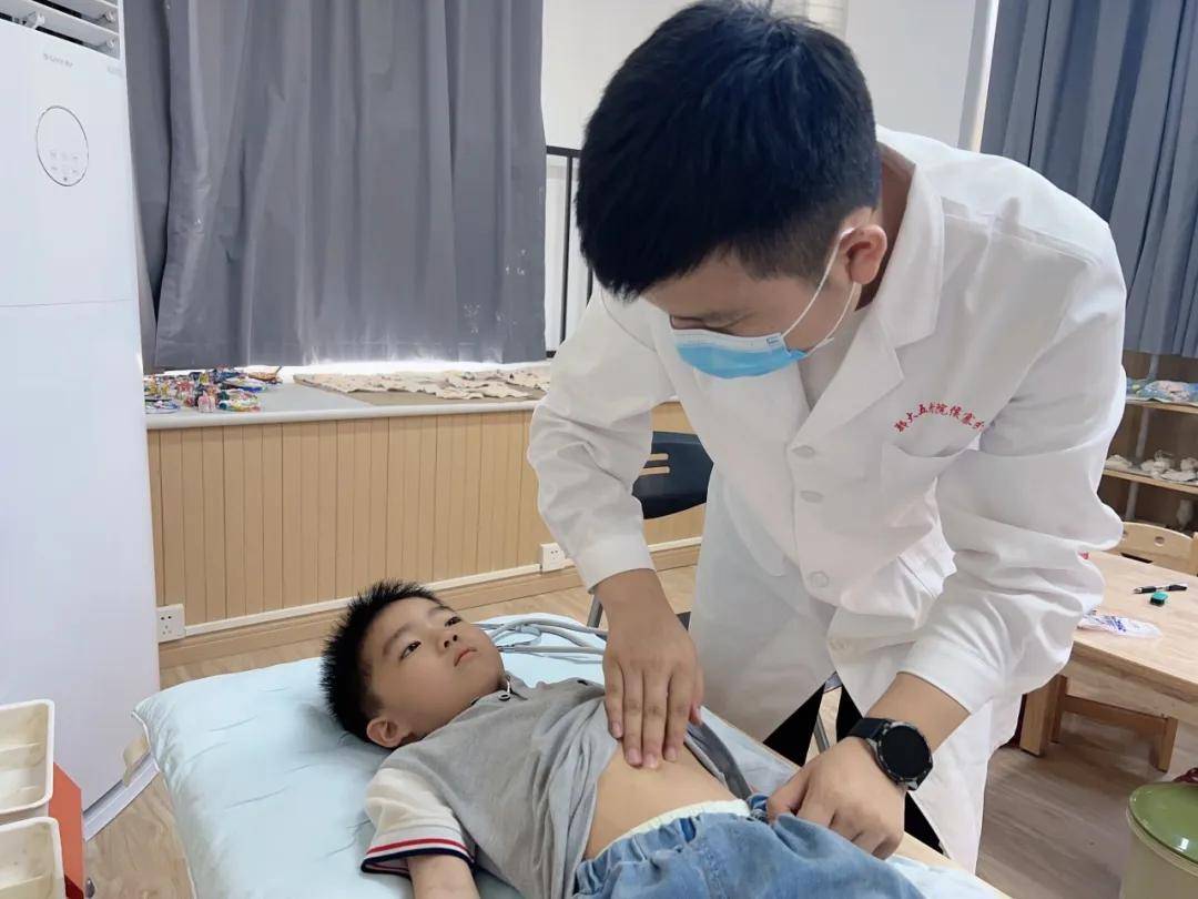 体检护航欢乐六一