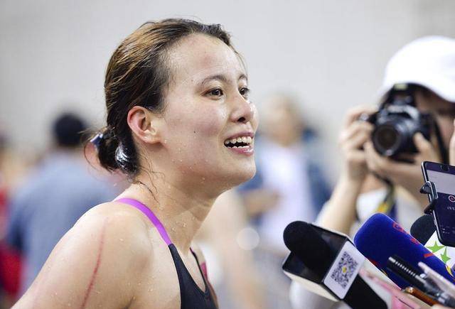 体侧引争议之后,人民日报发声!