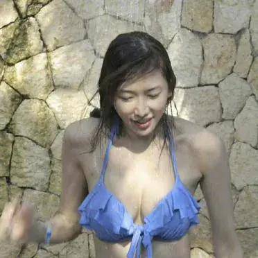 林志玲,真乃人间大蜜桃!饱满有料太性感!