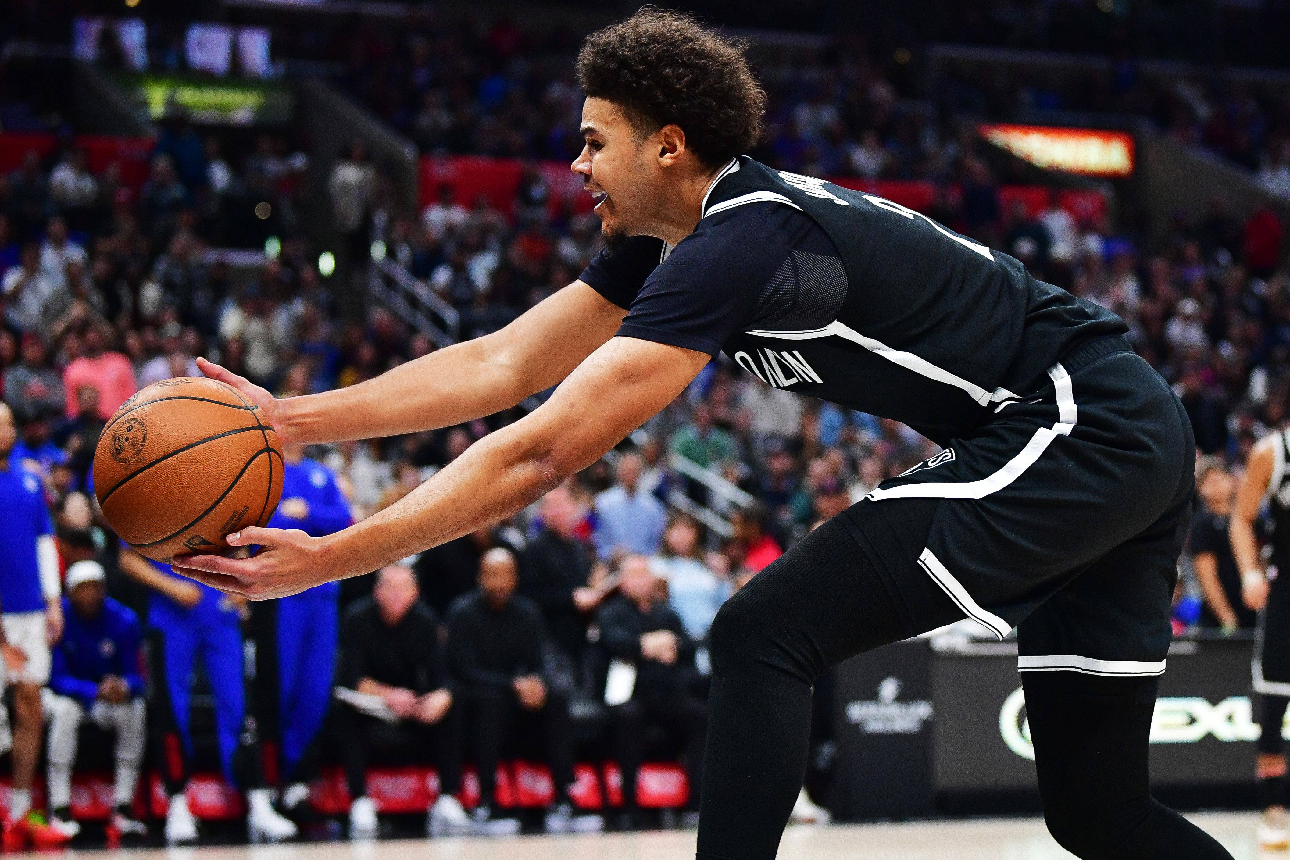 鹈鹕必须得2选1!如此一来拉塞尔离队湖人也不怕了