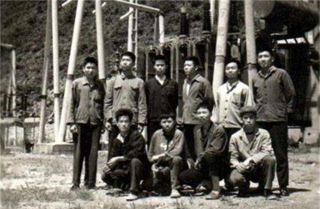 铁道兵熊汉俊被埋于桥柱,火车经过为其鸣笛30秒,真相并不是这样