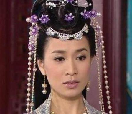 金庸在小说里将她美化,现实中她却凄惨无比,死时还怀着孕_长平公主