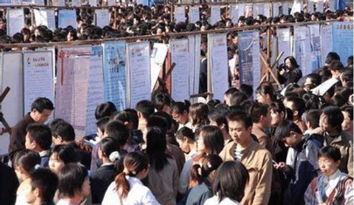 与此同时,各大企业招工难,用工难的问题也日益凸显,到底是什么原因