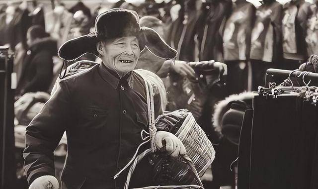 "黑龙江人.""哪里人."中年人很干脆的答道:"刘义".