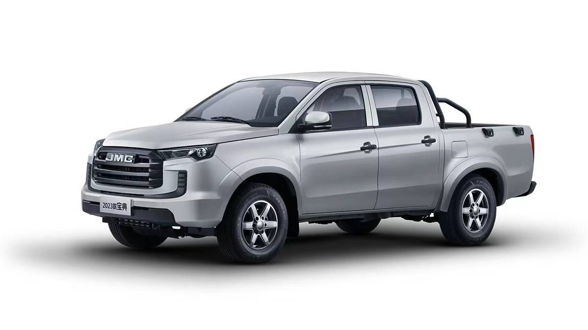 作为一辆实用性和可靠性齐飞的创富皮卡,江铃宝典的硬件配置自然是