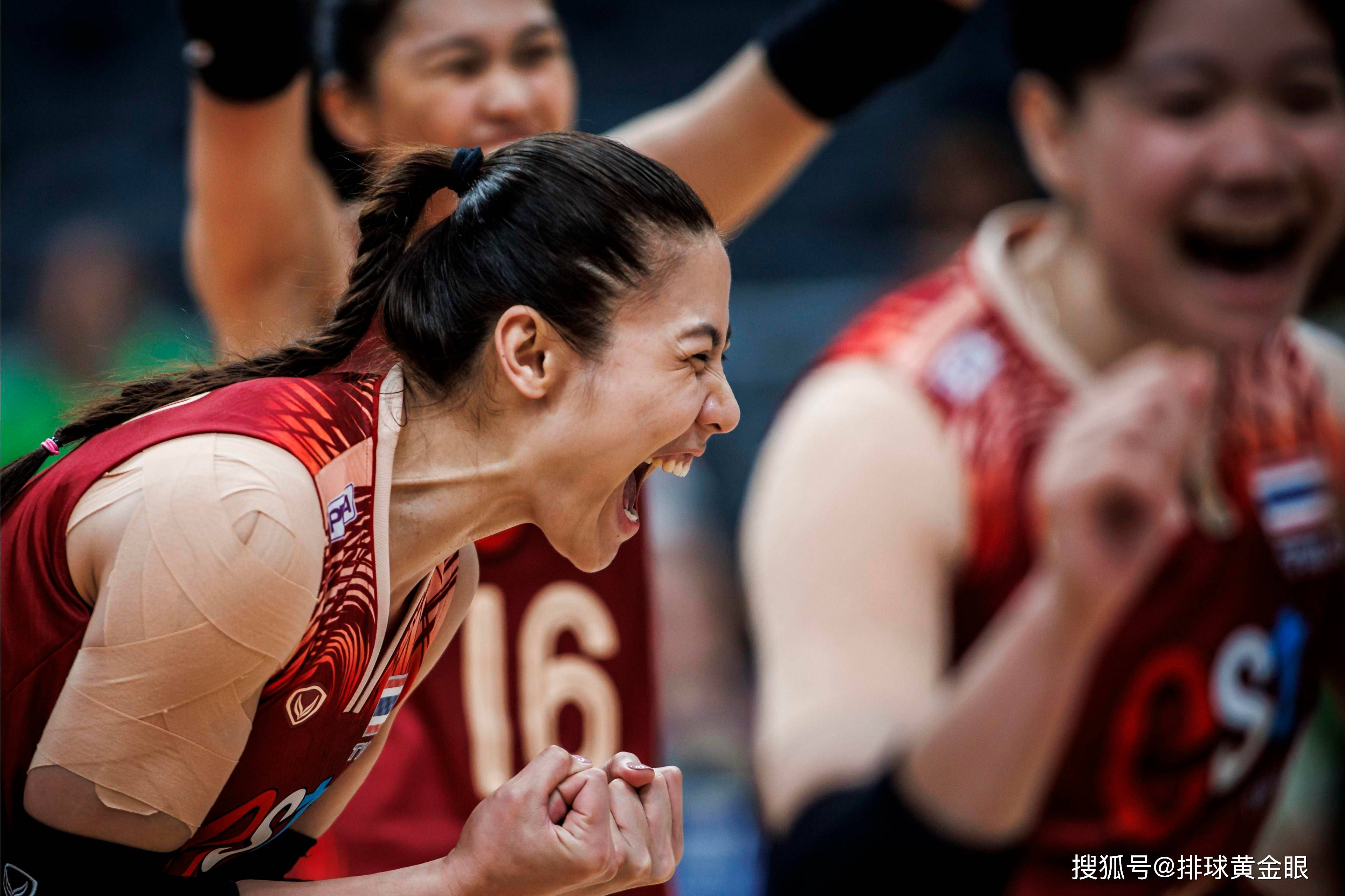 女排一脸倦容!"朱袁张"再合体冲击奥运门票,前3场不容有失