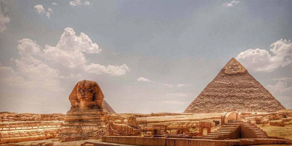   引起 金字塔根本不是陵墓。古埃及科技的结晶金字塔有什么用？ 