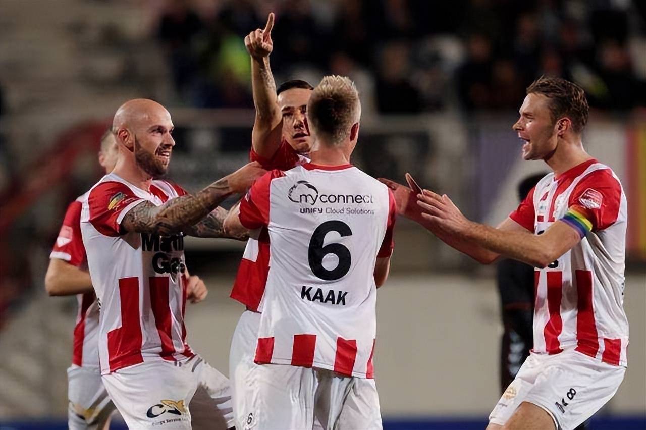 荷甲:乌德勒支 vs 鹿斯巴达