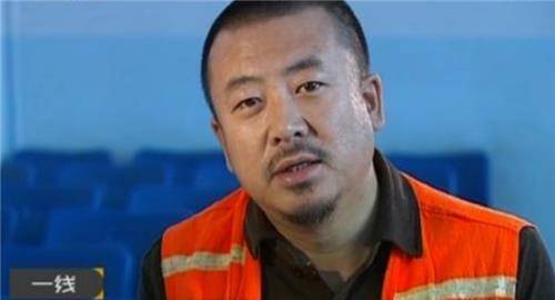 他抢劫潜逃,先后参演40部电视剧,走红后才发现他是通缉13年重犯