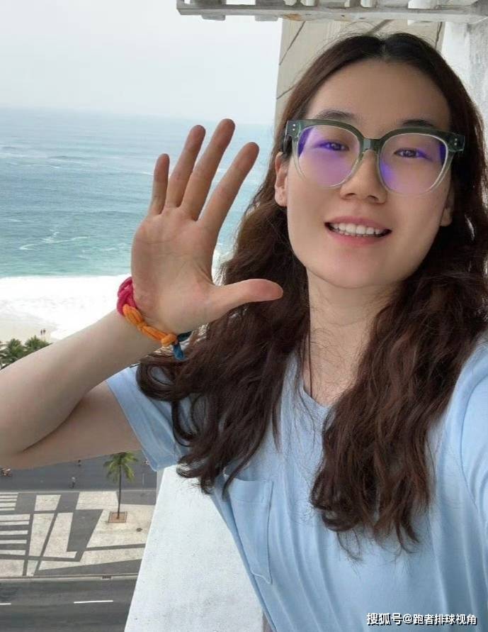 王云蕗回应澳门站首发,态度让人意外,主攻线竞争太强_中国女排_比赛