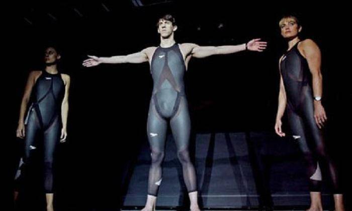 这就在国与国之间建立了科技壁垒,仿佛游泳比赛比拼的不是运动员的实