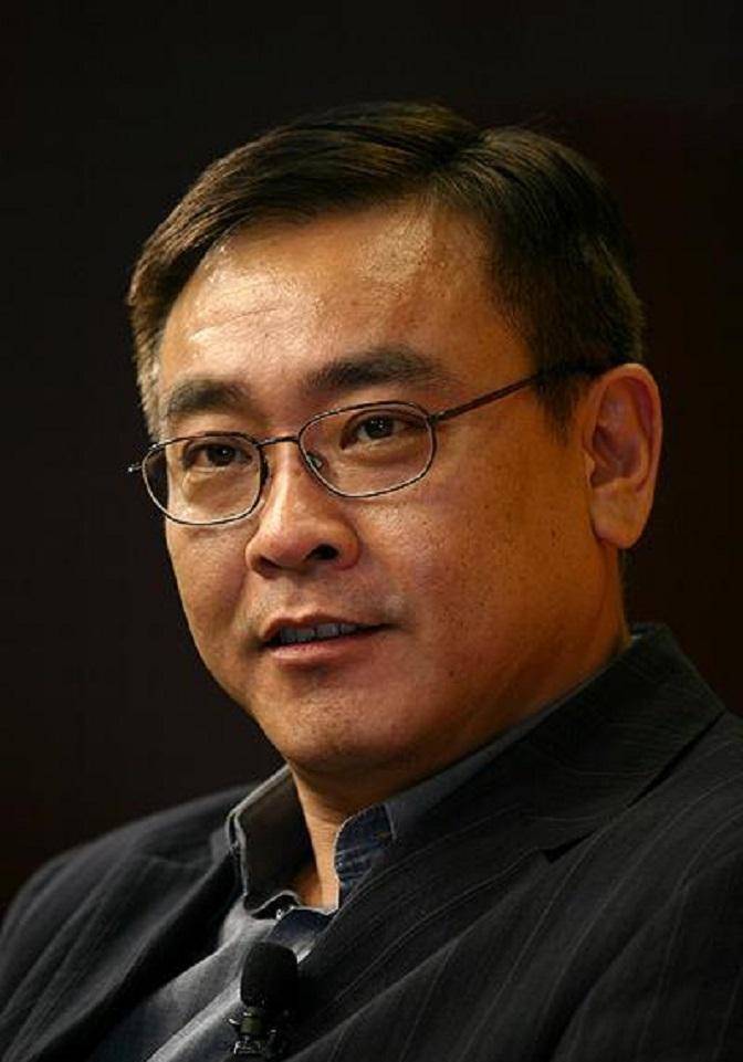 导演尔冬升:曾与妻子相约"丁克"到老,却在60岁悄悄生下女儿