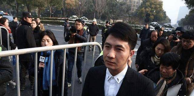 "保姆纵火案"林生斌:靠消费亡妻引关注,谎言被揭穿打脸疼不疼?