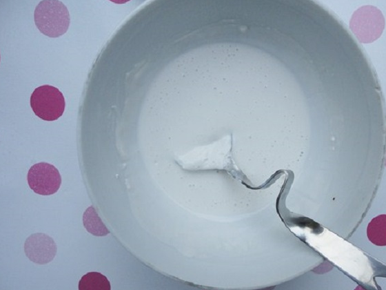 夏天皮肤容易晒黑怎么办?教你自制美白溶液,皮肤重现嫩白