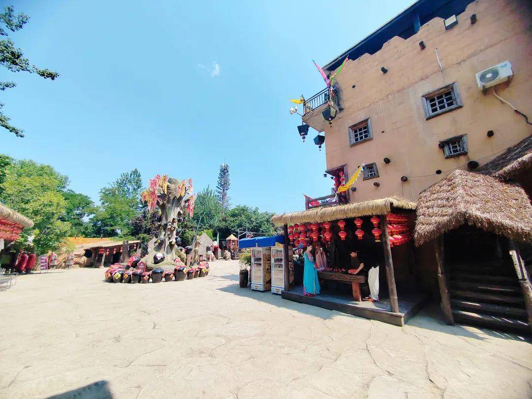 西安往西100公里的周至周城景区​:游玩项目多多,演出也很丰富