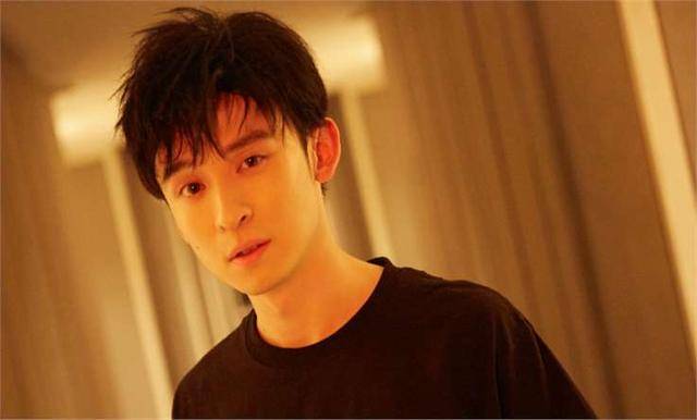 只有她没捧儿子,儿子成了影帝_董子健_巴图_陈飞宇