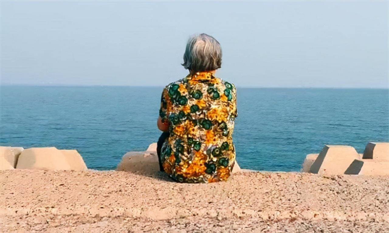 想家!93岁台湾失智老人带着东北口音,无奈称70年没见过雪了