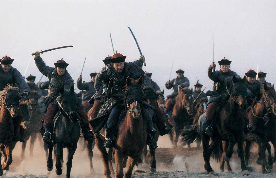 他是清朝唯一的汉族将军,虽然花钱买来官职,却终成天下第一名将!