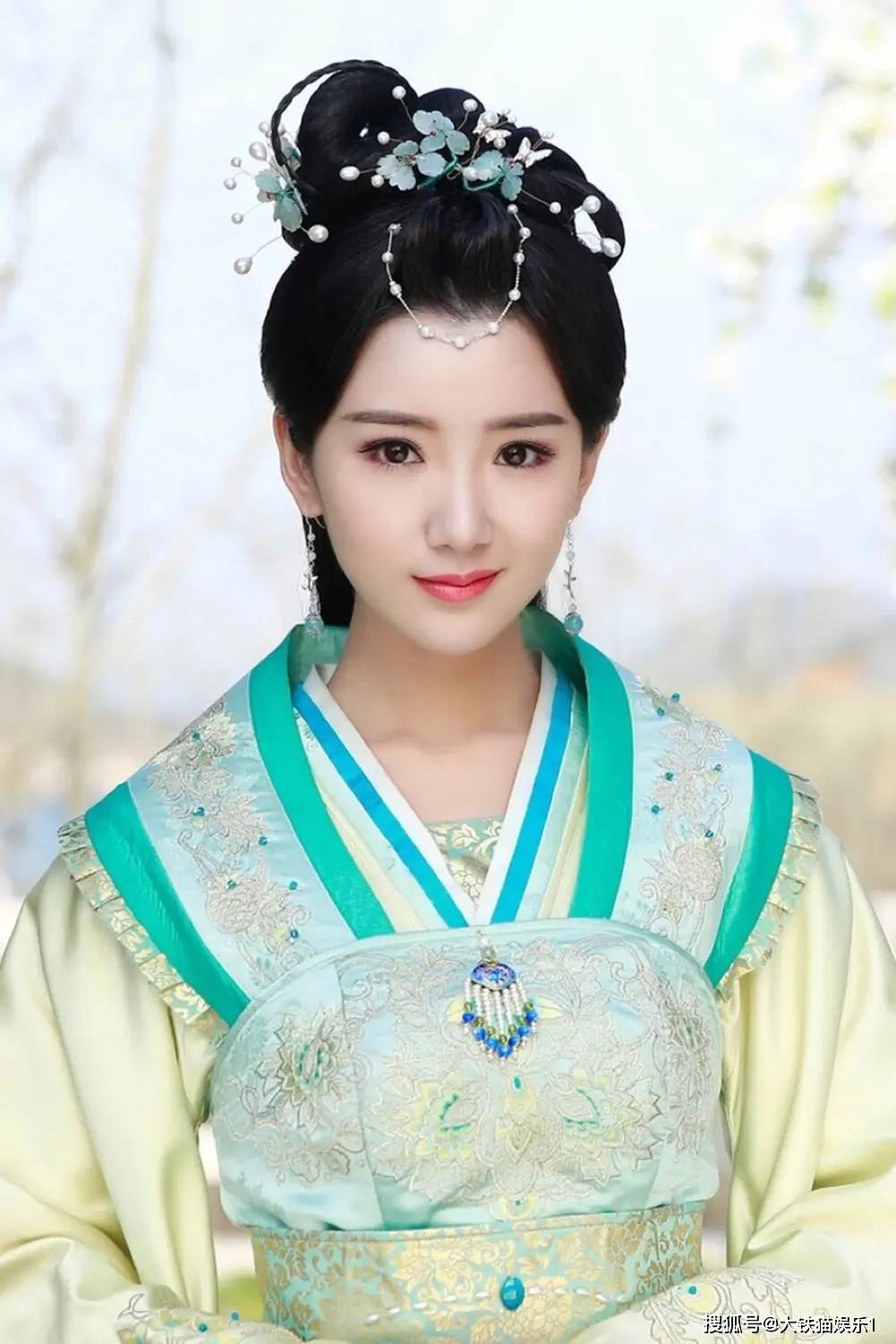 《庆余年》毛晓彤:有一种尴尬叫演主角差点意思,演配角又太漂亮