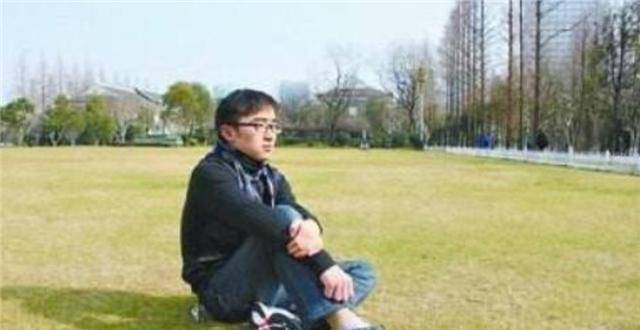 他以591分考上复旦,3次公开挑衅母校后,换来一纸"退学决定"_袁涛_筷子